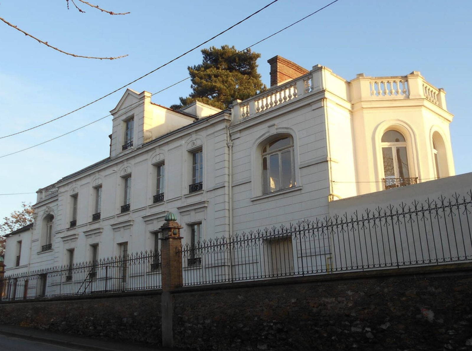 Château de Draveil, vue moderne