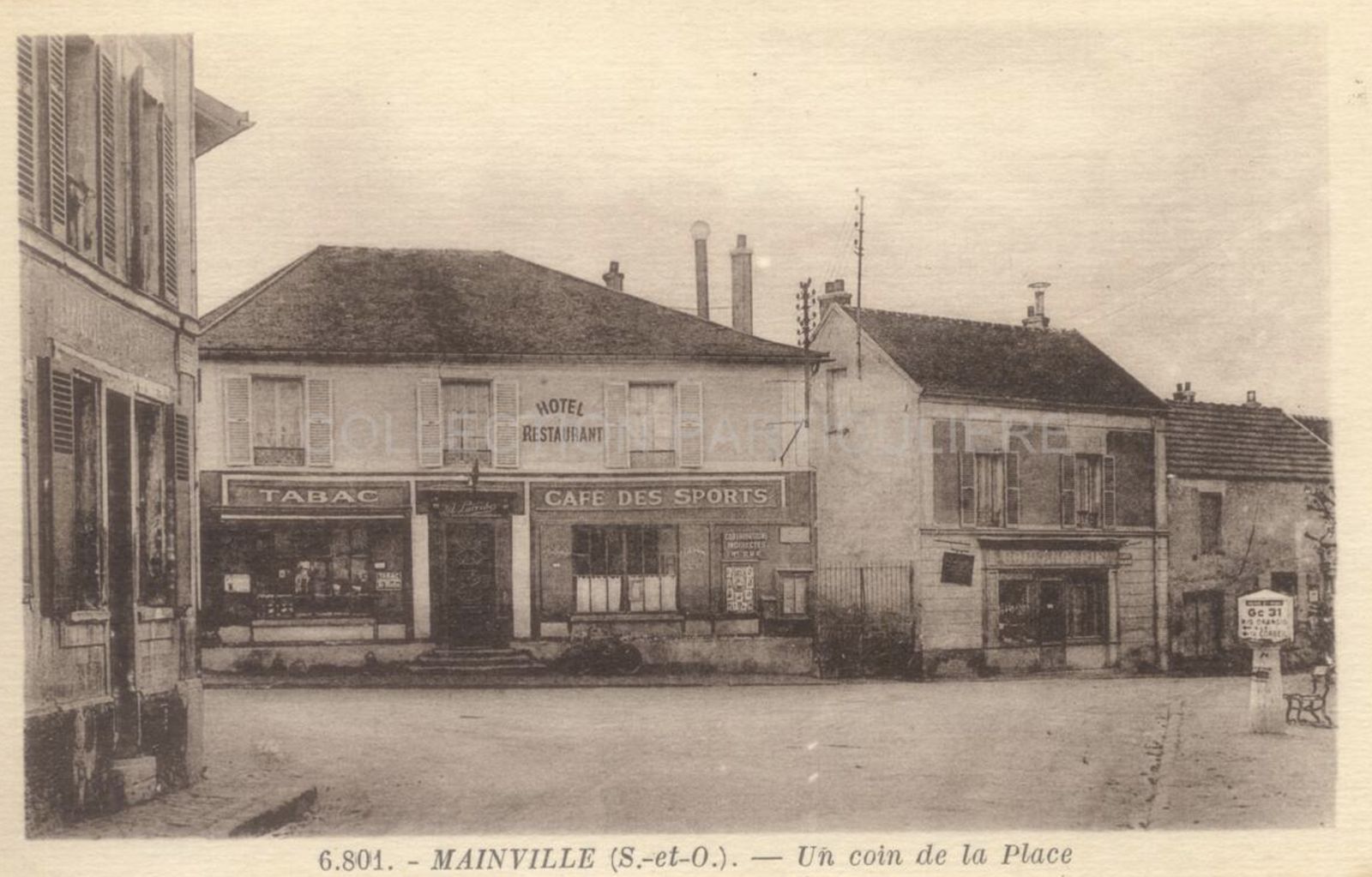 Mainville, un coin de la Place, carte postale ancienne