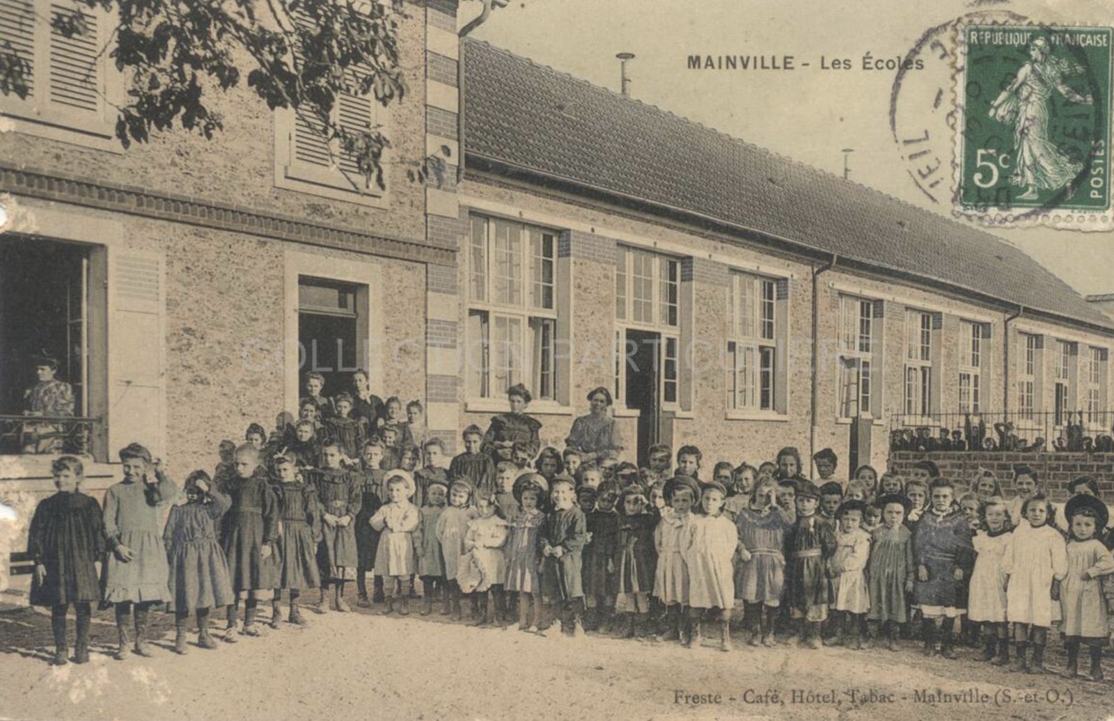Mainville, les écoles, carte postale ancienne